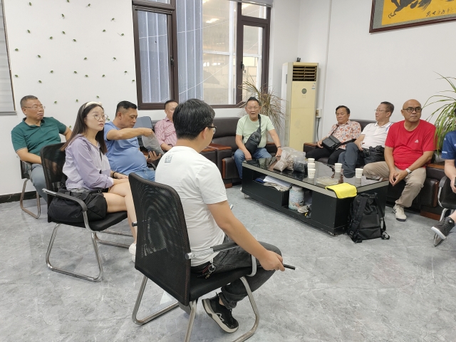 一场与客户关于连续式香蕉视频污版机的技术交流会