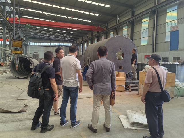 韩国客户亲赴工厂,新型连续式香蕉视频污版机实力担当