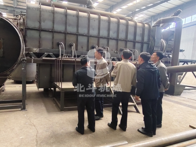 今日上午两考察团到访共鉴新型香蕉视频污版机